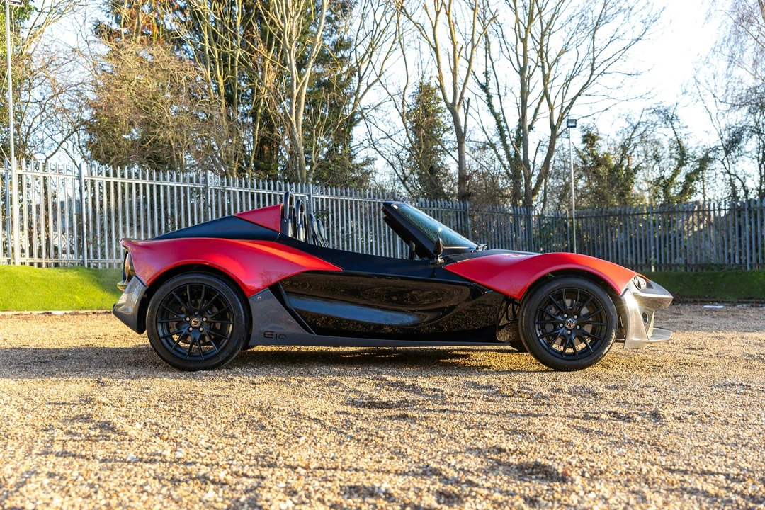 2015 Zenos - Image 15 of 21