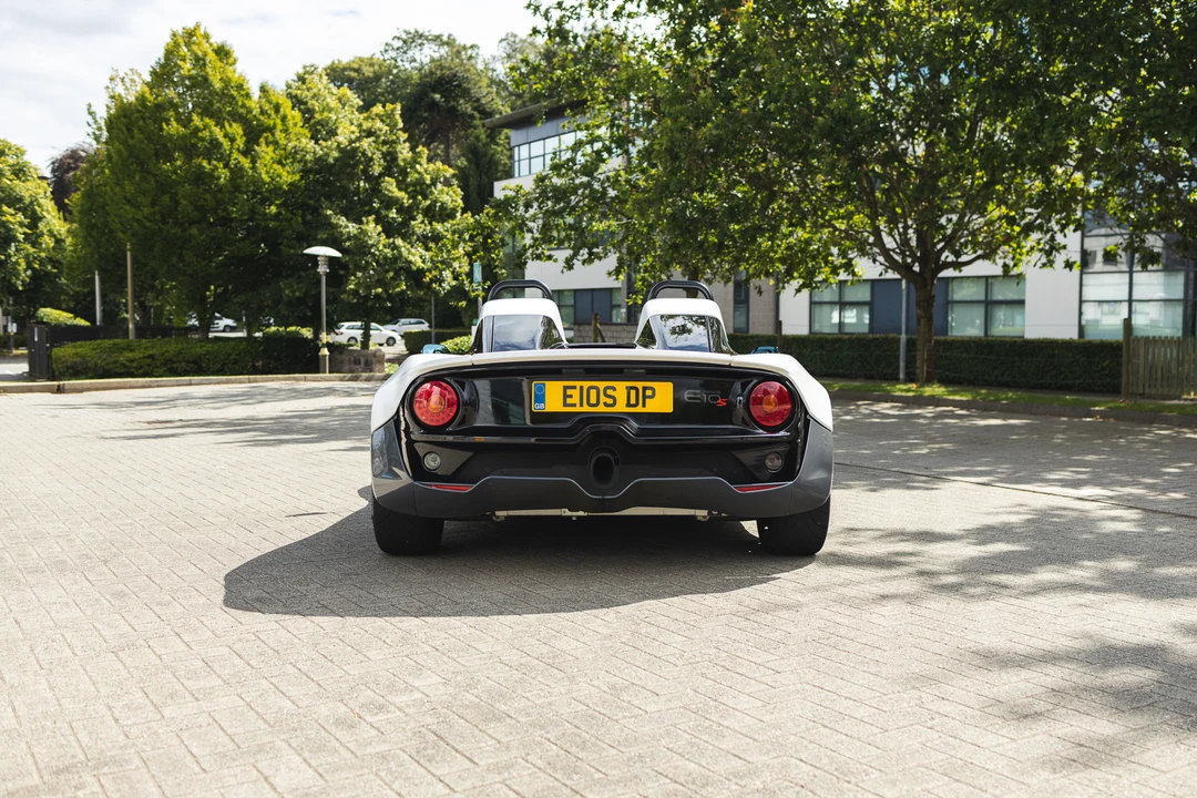2015 Zenos - Image 7 of 31