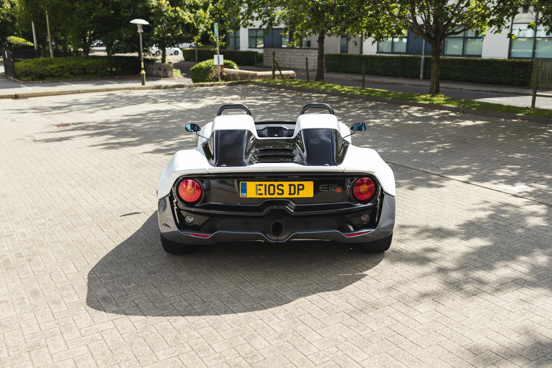 2015 Zenos - Image 15 of 31