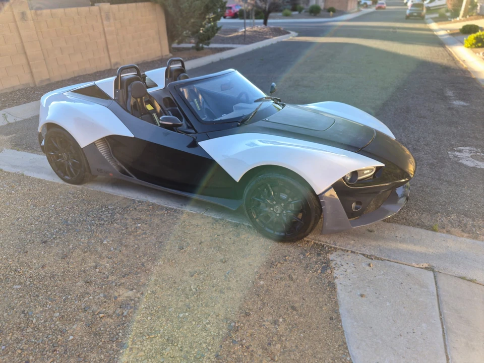 2015 Zenos - Image 7 of 31