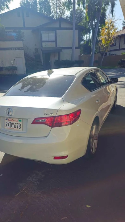 2015 Acura ILX - Image 2 of 9