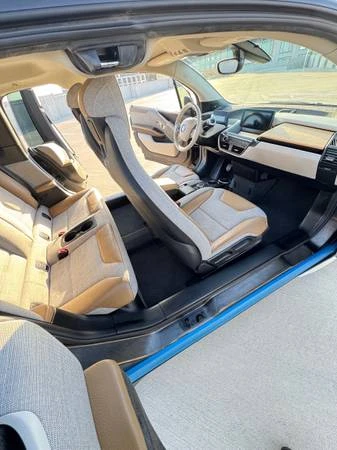 2015 BMW i3 - Image 12 of 21