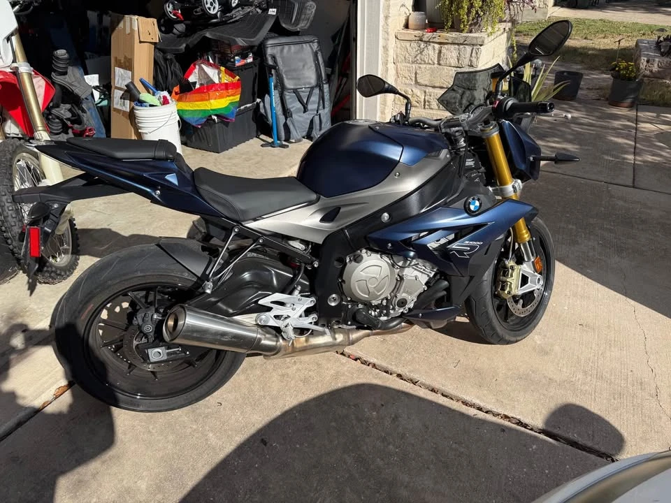 2015 BMW S1000 - Image 2 of 2