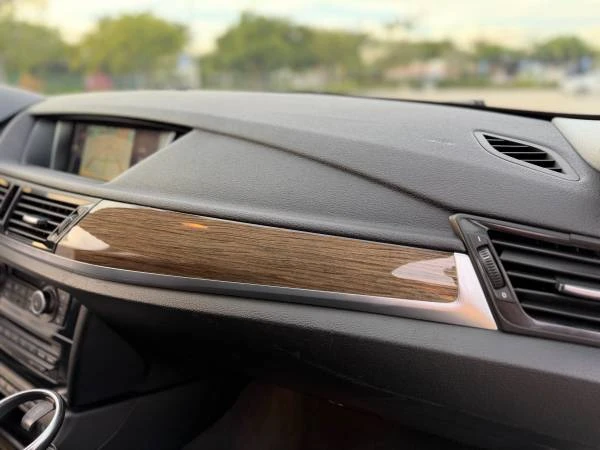 2015 BMW E84 X1 - Image 17 of 21