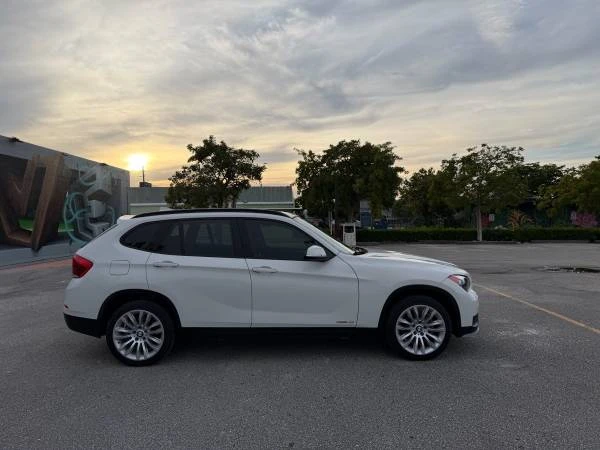 2015 BMW E84 X1 - Image 7 of 21