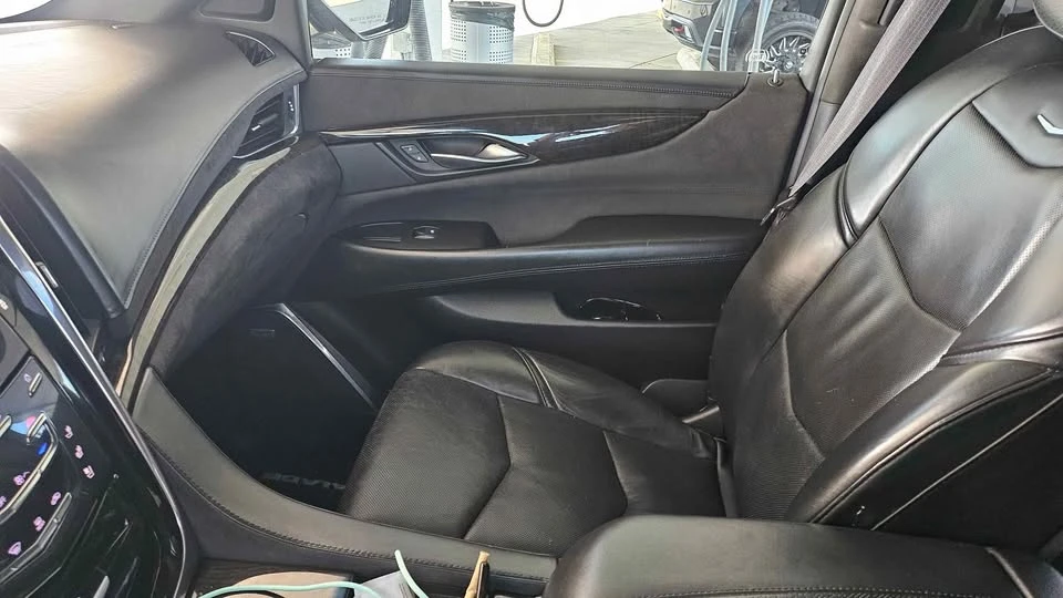 2015 Cadillac Escalade 4th Gen - Image 6 of 10