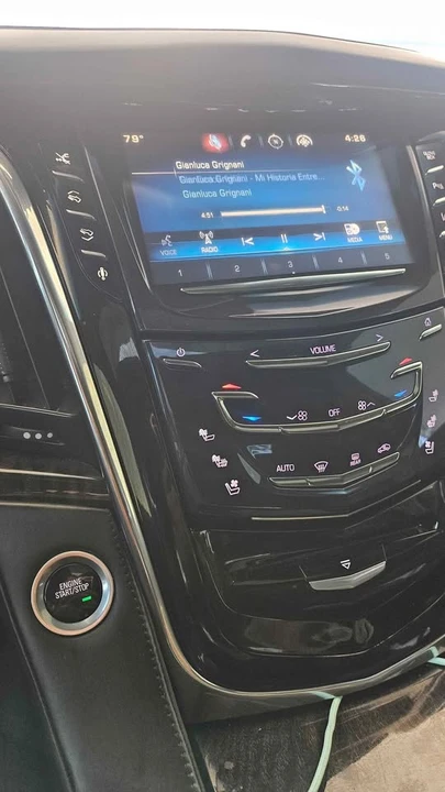 2015 Cadillac Escalade 4th Gen - Image 5 of 10