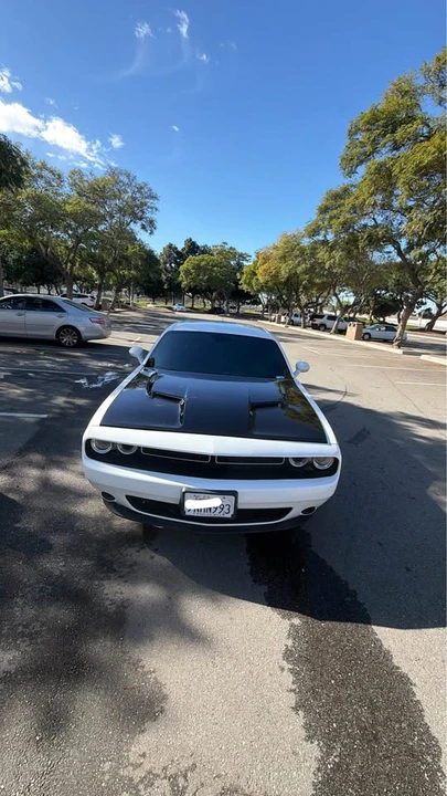 2015 Dodge Challenger 3rd Gen - Image 3 of 9