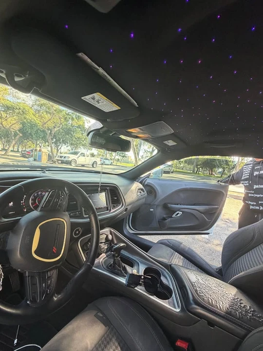 2015 Dodge Challenger 3rd Gen - Image 7 of 9