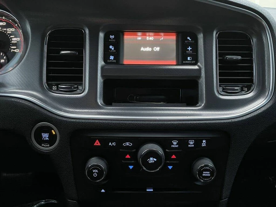 2015 Dodge Charger 7th Gen - Image 8 of 9