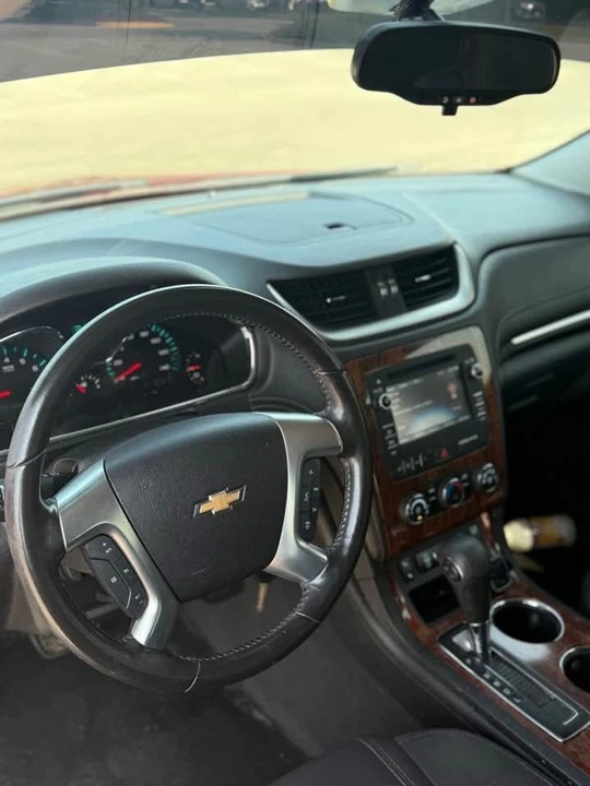 2015 Chevrolet Traverse - Image 4 of 8