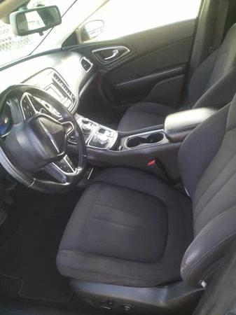 2015 Chrysler 200 - Image 5 of 7