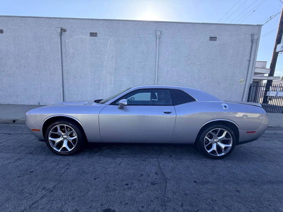 2015 Dodge Challenger 3rd Gen - Image 8 of 16