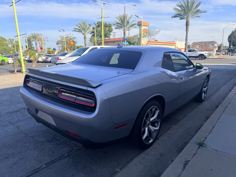 2015 Dodge Challenger 3rd Gen - Image 5 of 16
