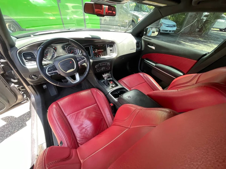 2015 Dodge Charger 7th Gen - Image 6 of 10