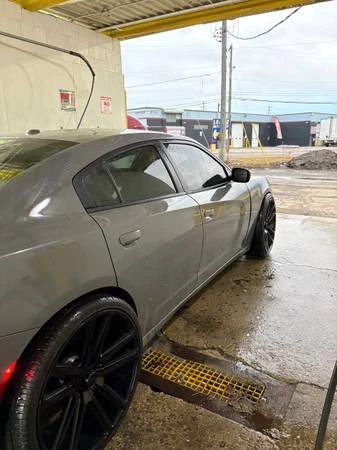 2015 Dodge Charger 7th Gen - Image 4 of 5