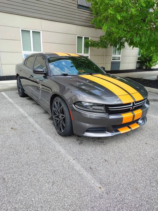 2015 Dodge Charger 6th Gen - Image 5 of 10
