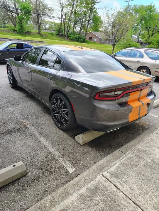 2015 Dodge Charger 6th Gen - Image 6 of 10