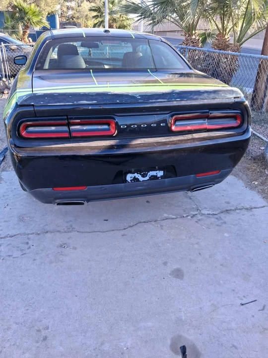 2015 Dodge Challenger 3rd Gen - Image 3 of 8