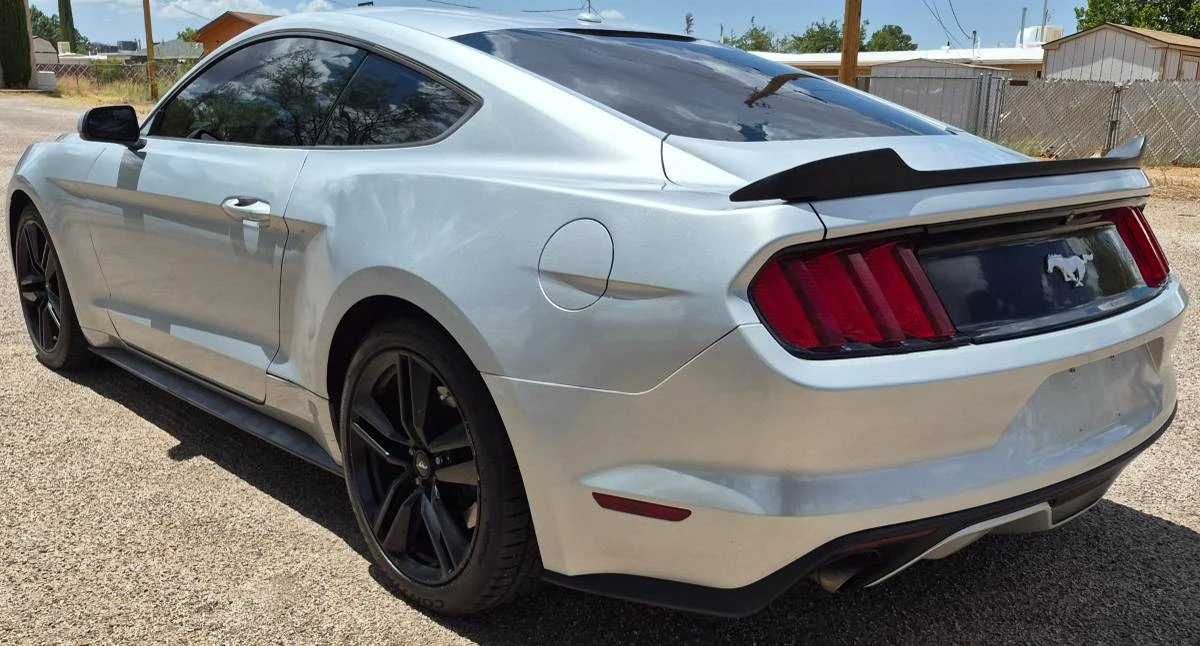 2015 Ford S550 Mustang - Image 2 of 11