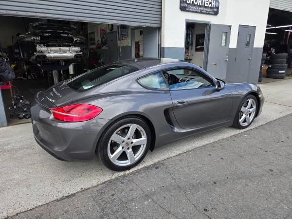 2015 Porsche 981 Cayman - Image 17 of 21