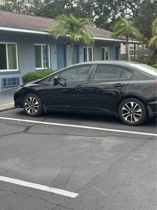 2015 Honda Civic 9th Gen - Image 2 of 2