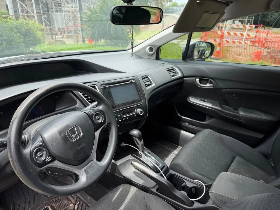 2015 Honda Civic 9th Gen - Image 3 of 3
