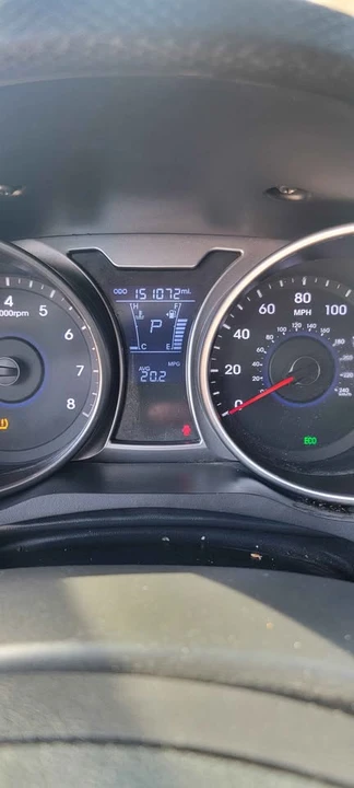 2015 Hyundai Veloster - Image 8 of 9