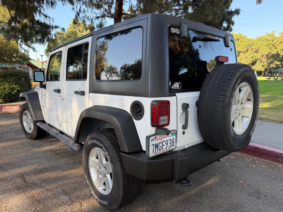 2015 Jeep JK Wrangler - Image 5 of 9