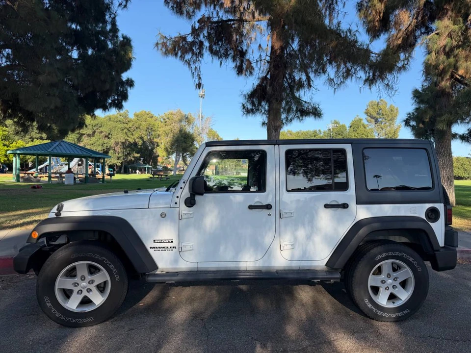 2015 Jeep JK Wrangler - Image 3 of 9