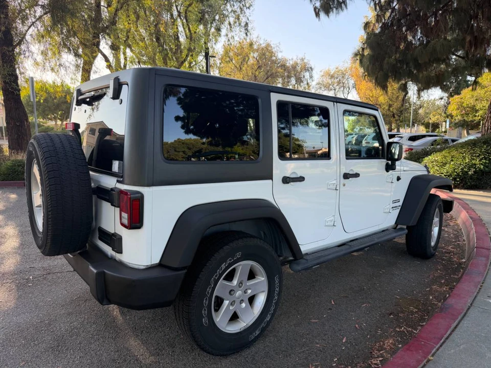 2015 Jeep JK Wrangler - Image 4 of 9