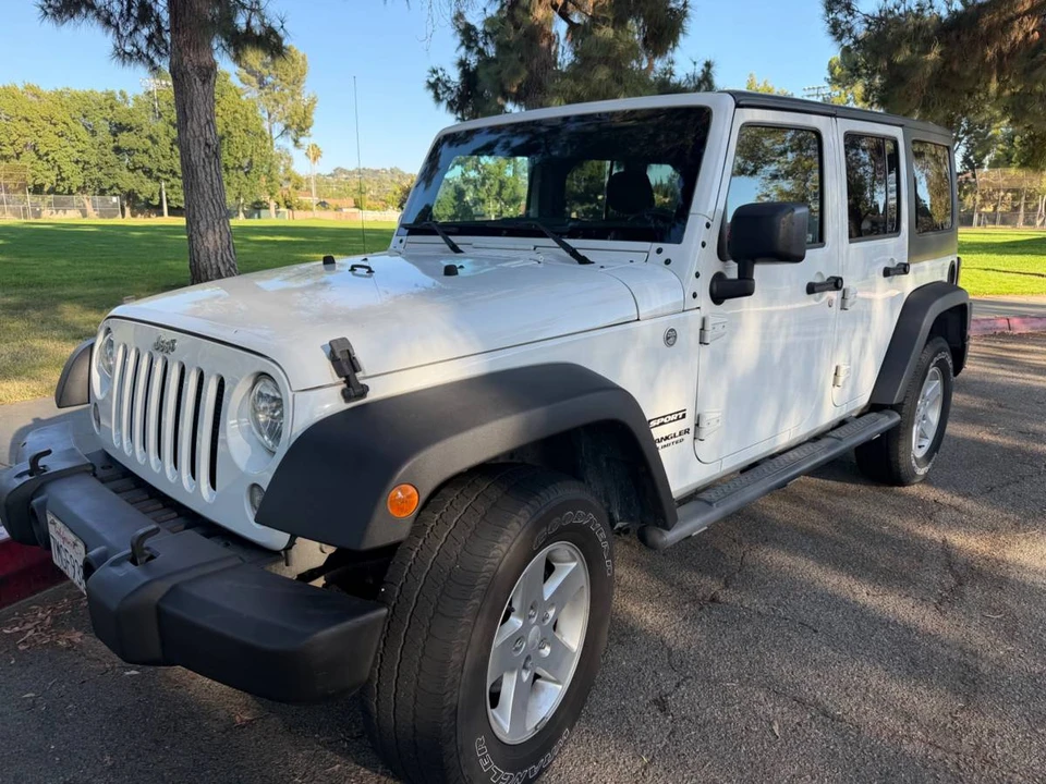2015 Jeep JK Wrangler - Image 2 of 9