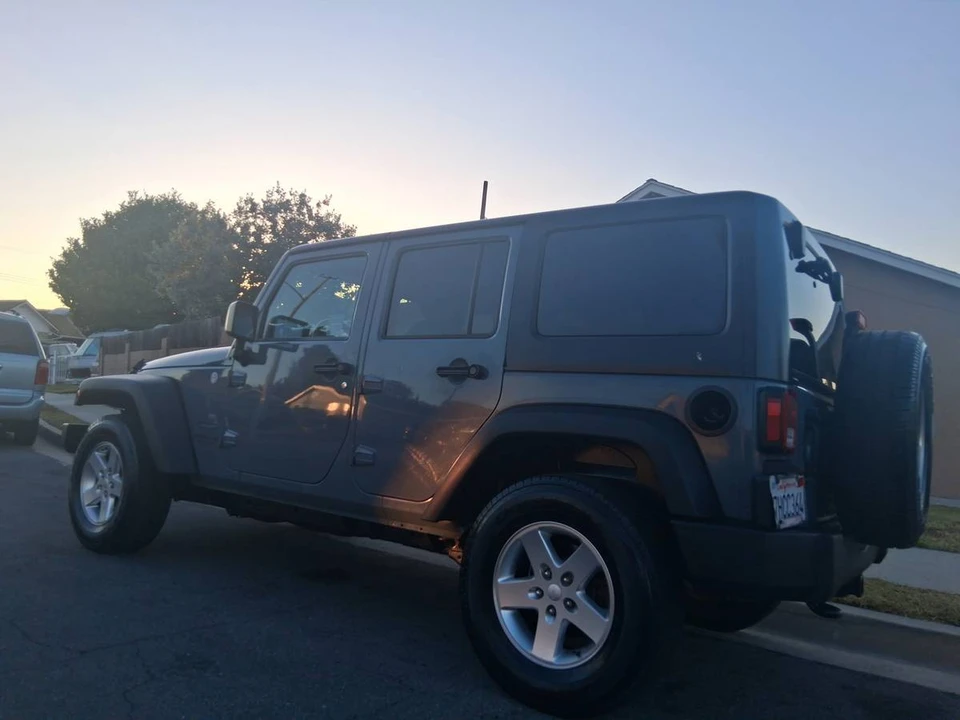 2015 Jeep JK Wrangler - Image 4 of 5