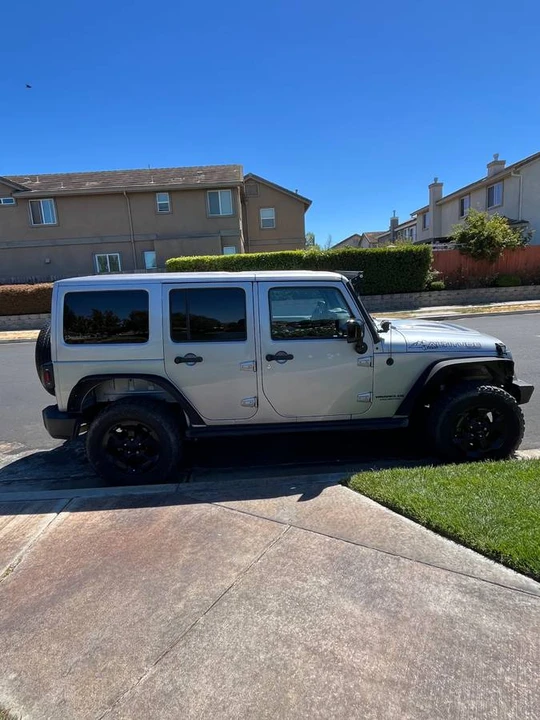2015 Jeep JK Wrangler - Image 2 of 9