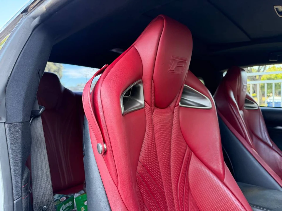 2015 Lexus RC F - Image 8 of 16