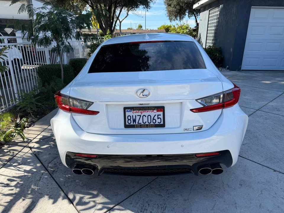 2015 Lexus RC F - Image 4 of 16