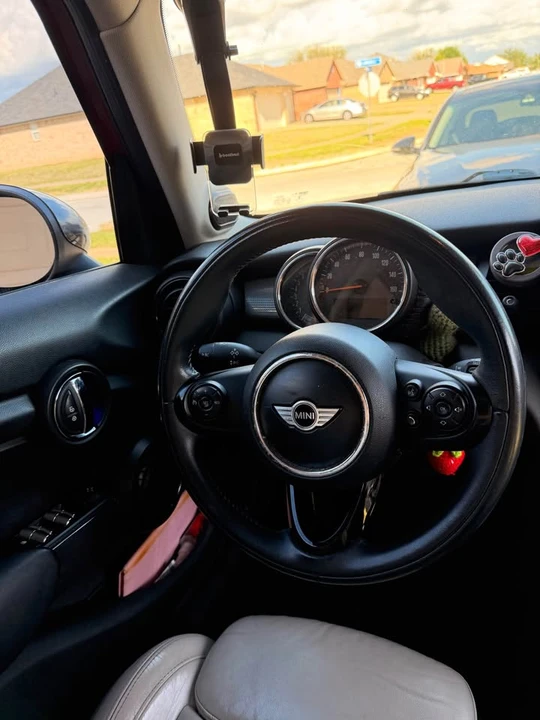 2015 Mini Mini 3rd Gen - Image 5 of 10