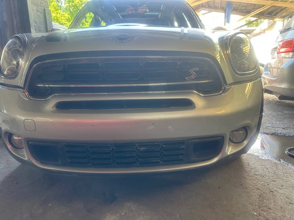 2015 Mini Mini Cooper S 3rd Gen - Image 2 of 9