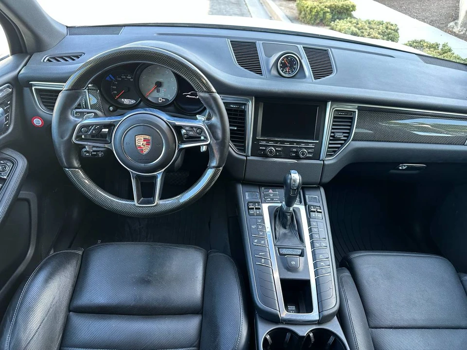 2015 Porsche Macan S - Image 13 of 20