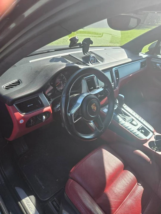 2015 Porsche Macan Turbo - Image 10 of 13