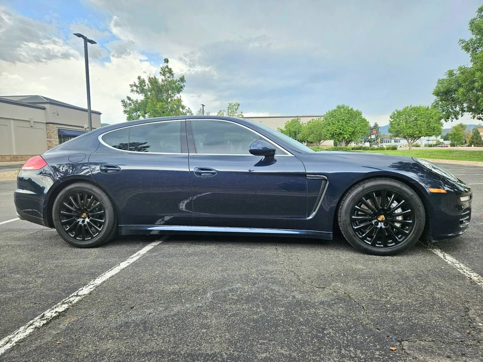 2015 Porsche 970 Panamera 4S - Image 2 of 15