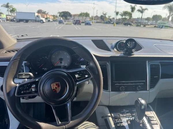 2015 Porsche Macan S - Image 7 of 10