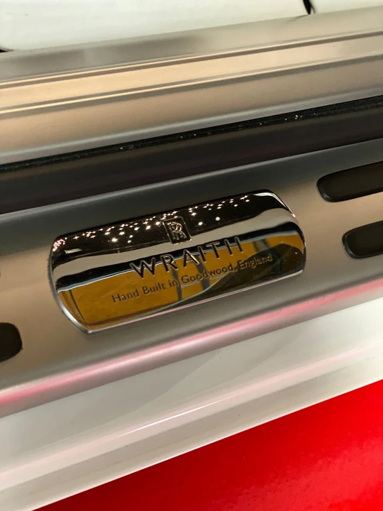 Rolls-Royce Wraith 2nd Gen - Image 14 of 17