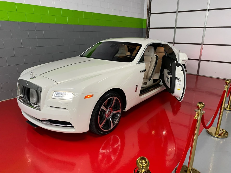 Rolls-Royce Wraith 2nd Gen - Image 5 of 17