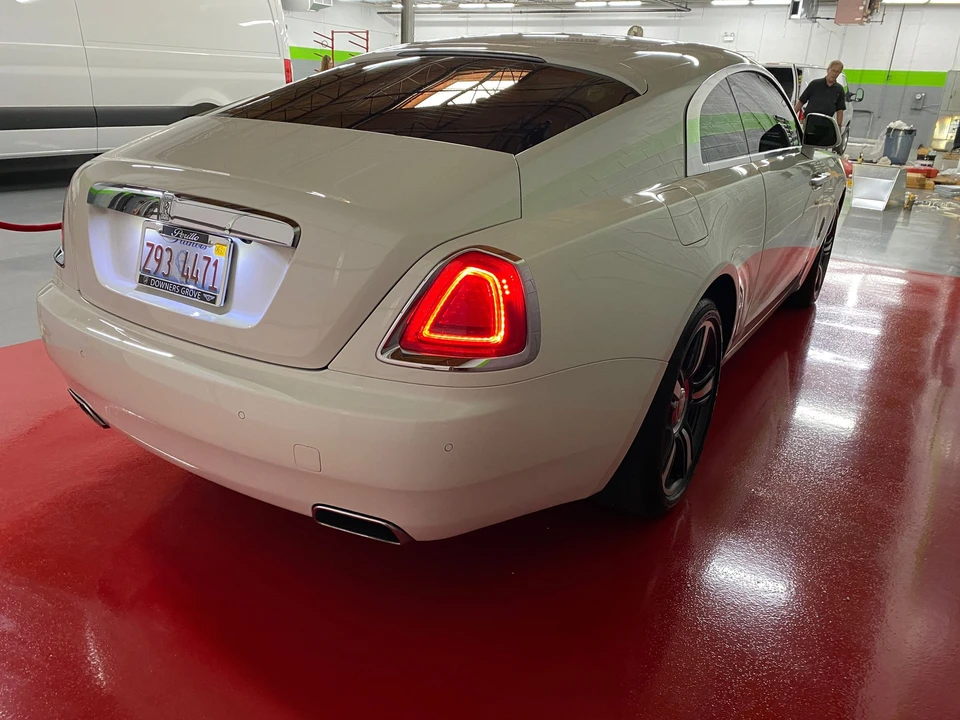Rolls-Royce Wraith 2nd Gen - Image 3 of 17