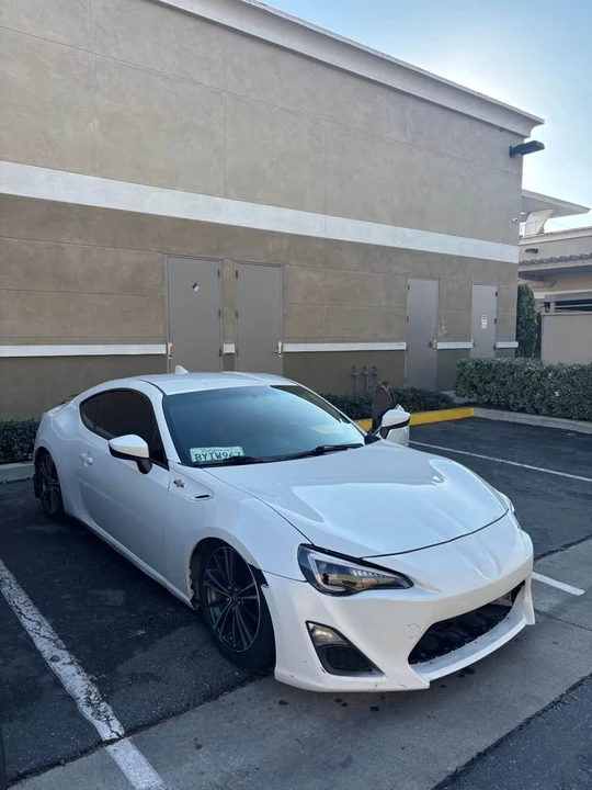 2015 Scion FR-S - Image 3 of 4