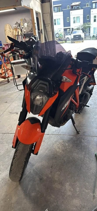 2015 KTM - Image 4 of 5