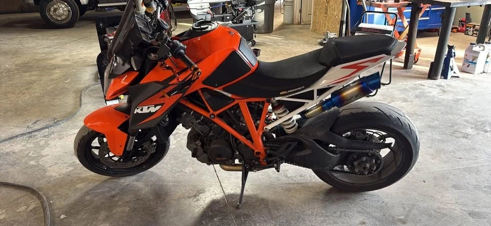 2015 KTM - Image 3 of 5