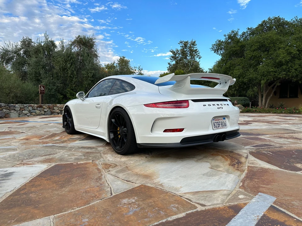 2015 Porsche 991 GT3 - Image 3 of 17