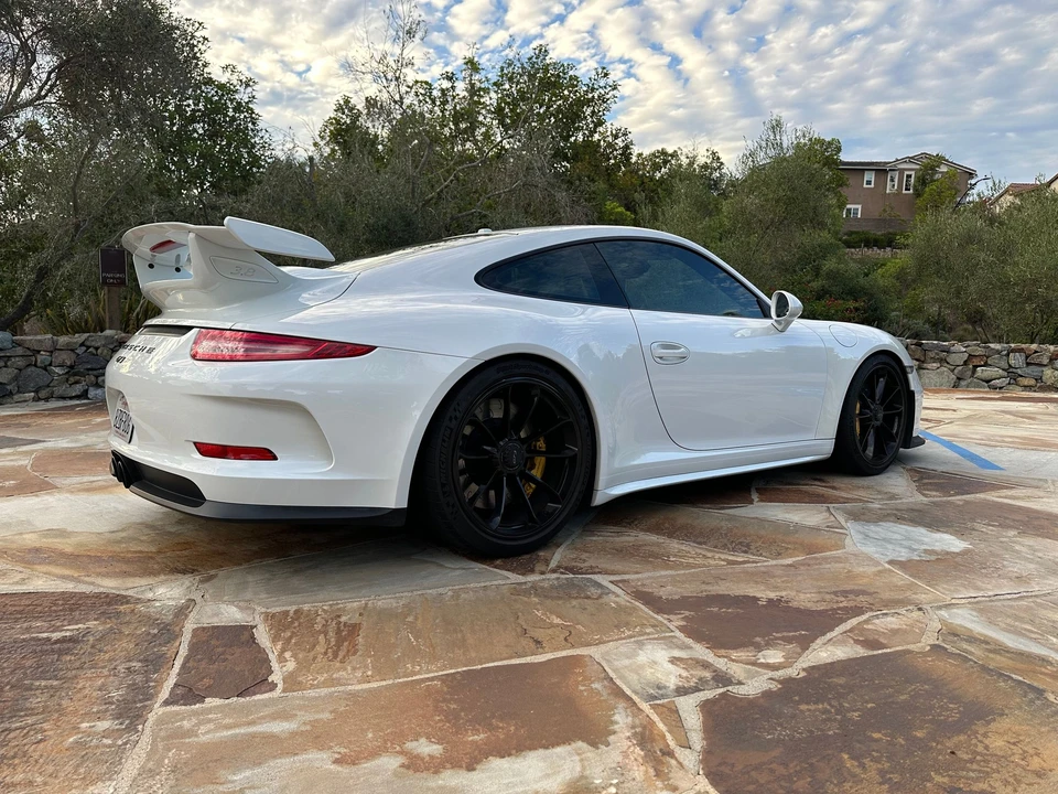 2015 Porsche 991 GT3 - Image 5 of 17